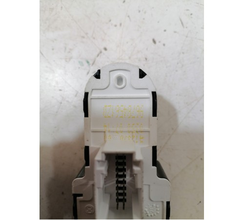 Блок кнопок стеклоподъёмников передний левый