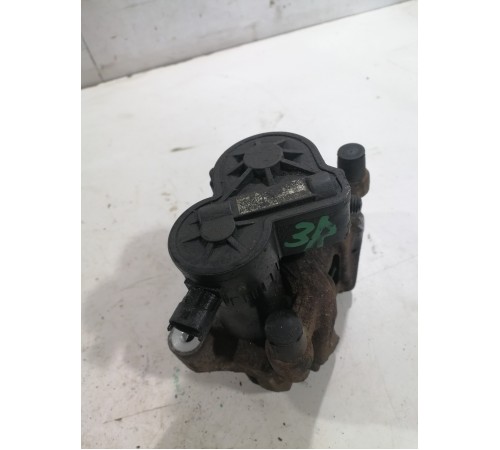 Суппорт задний правый (с моторичком)