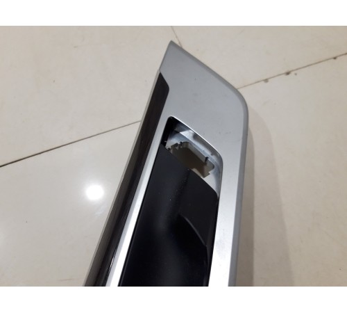 Накладка обшивки двери декоративная(передняя левая)