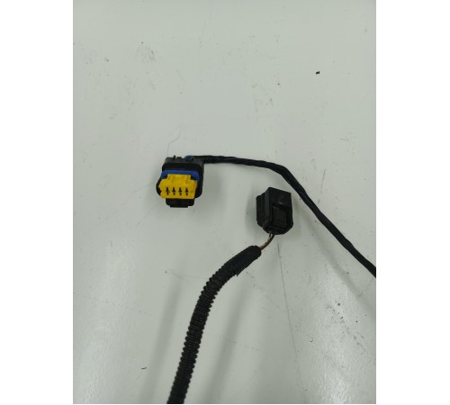 Электропроводка двери крышки багажника