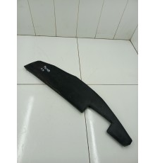 Уплотнитель крыла передний правый