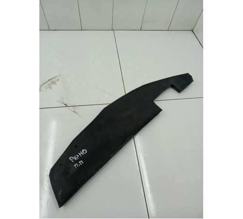 Уплотнитель крыла передний правый