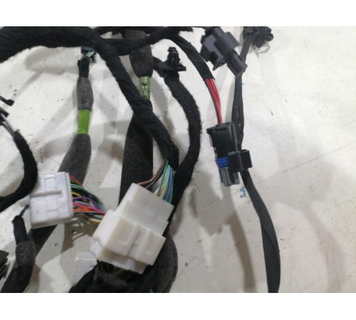 Электропроводка двери передняя левая