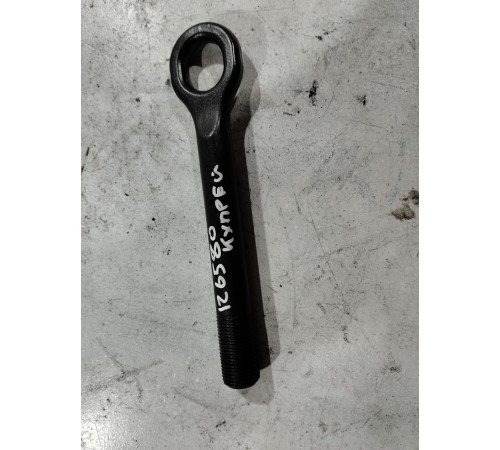 Крюк буксировочный