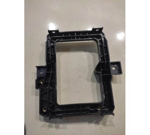 Кронштейн центральной консоли