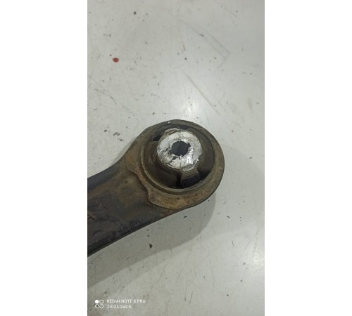 Рычаг подвески (передний правый нижний)