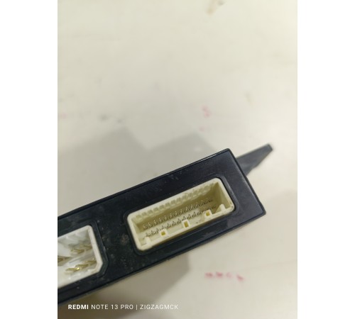 Блок управления двери передний левый