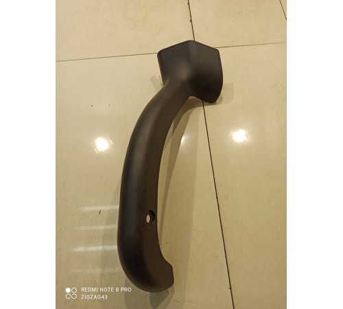 Накладка петли багажника (правая)