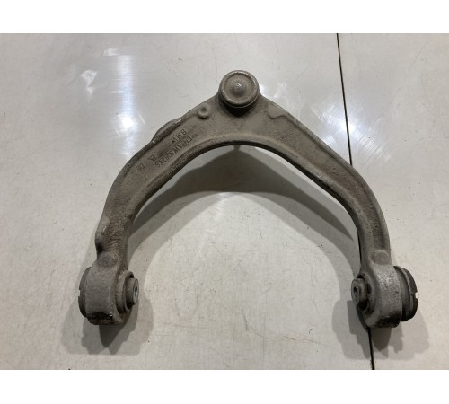 Рычаг подвески (передний, правый)