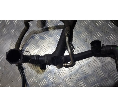 Патрубок радиатора