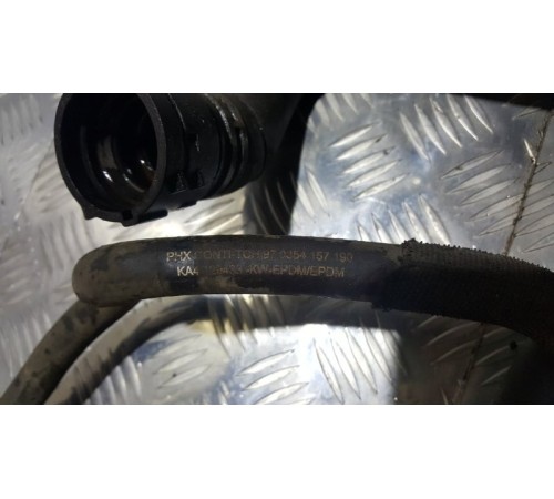 Патрубок радиатора