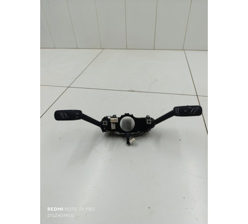 Подрулевой переключатель