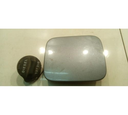 Лючок бензобака