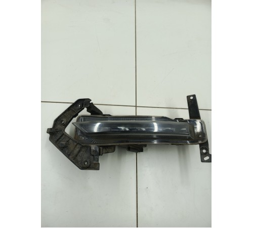 Дневной ходовой огонь ПТФ левый