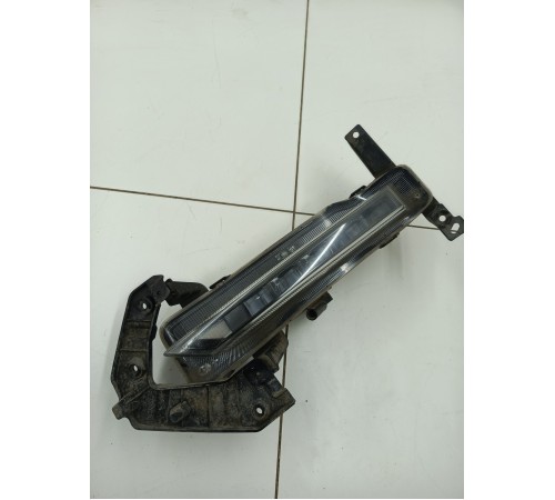 Дневной ходовой огонь ПТФ левый