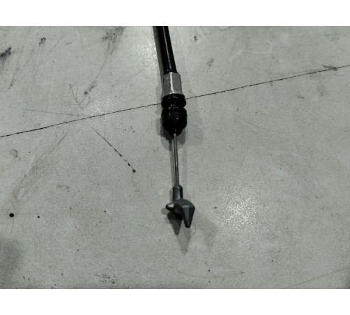 Трос лючка бензобака