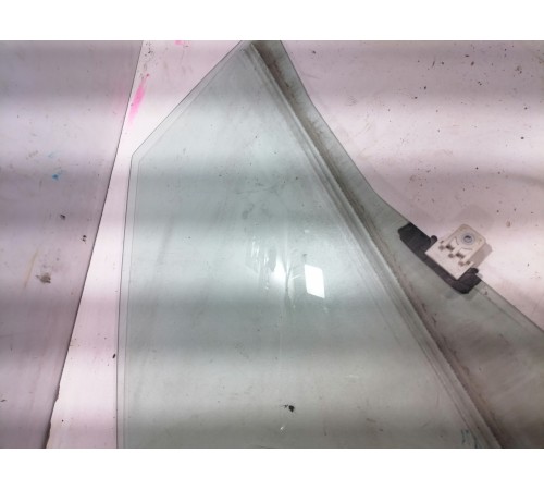 Стекло переднее правое