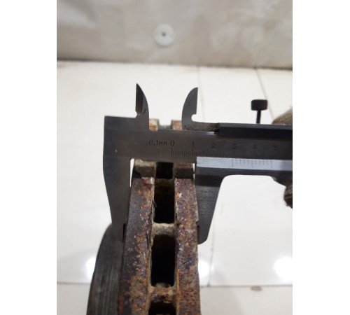 Тормозной диск передний