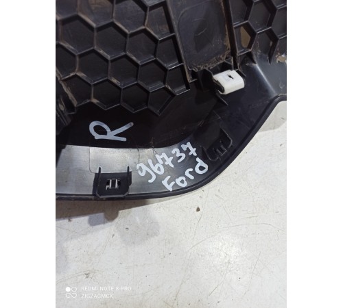 Накладка торпедо боковая(правая)