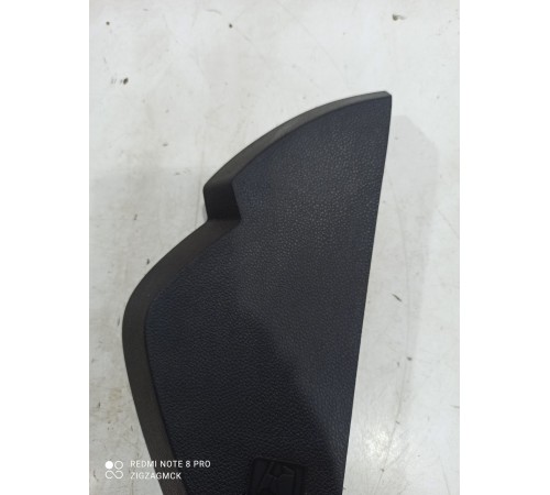 Накладка торпедо боковая(правая)