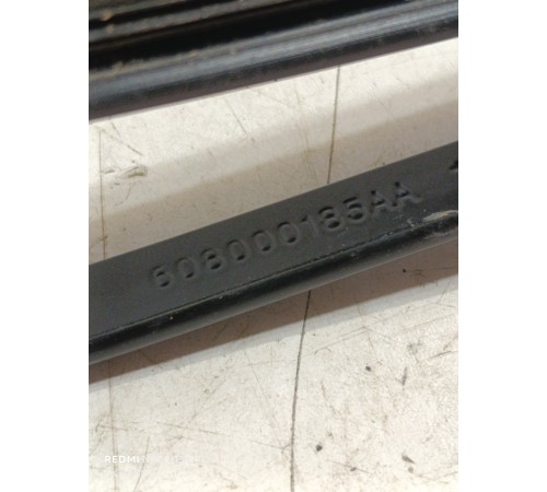 Поводок стеклоочистителя (левый)