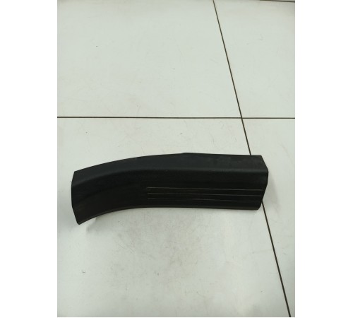 Накладка порога задняя правая