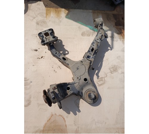 Рычаг подвески задний левый