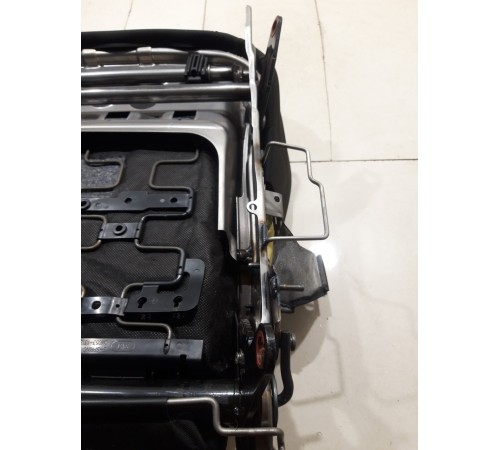 Сиденье(переднее левое) нижняя часть