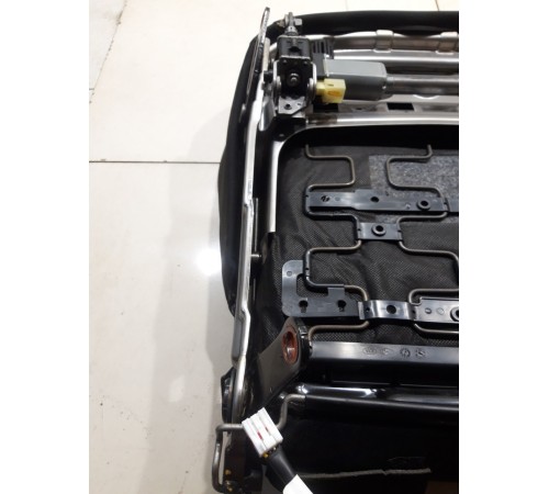 Сиденье(переднее левое) нижняя часть