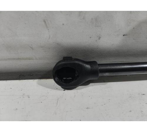 Амортизатор крышки багажника(левый)