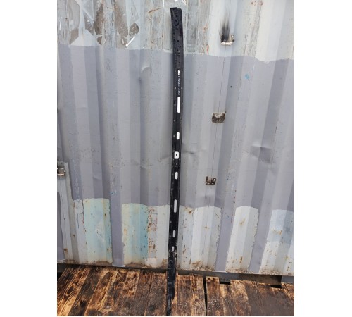 Рейлинг крыши правый