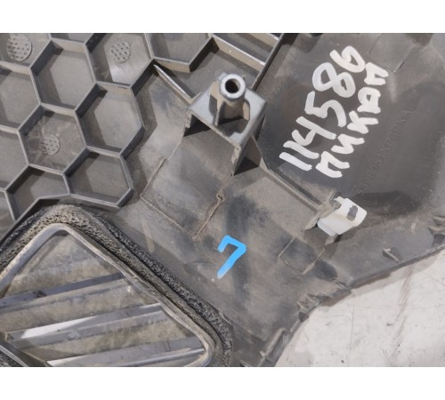 Накладка торпедо боковая левая