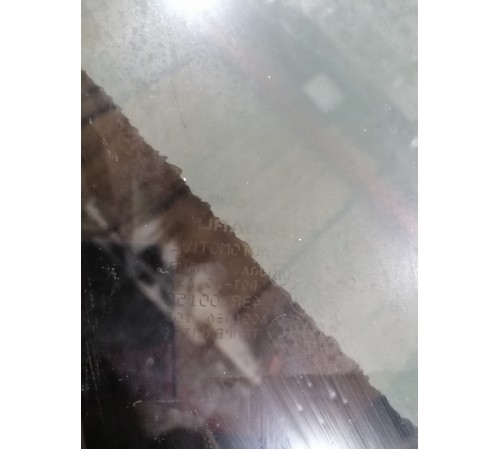 Стекло двери заднее правое