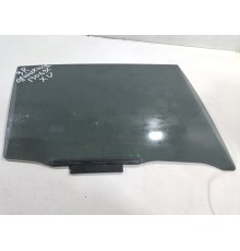 Стекло двери заднее правое