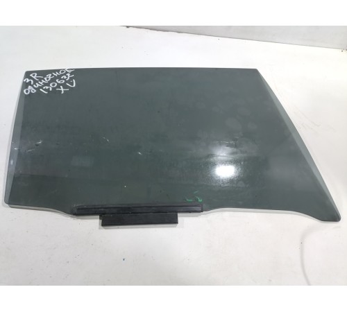 Стекло двери заднее правое