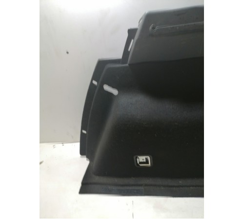 Обшивка багажника правая