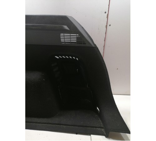 Обшивка багажника правая