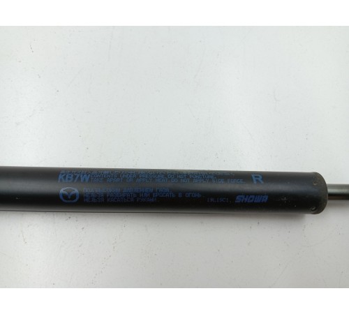 Амортизатор багажника