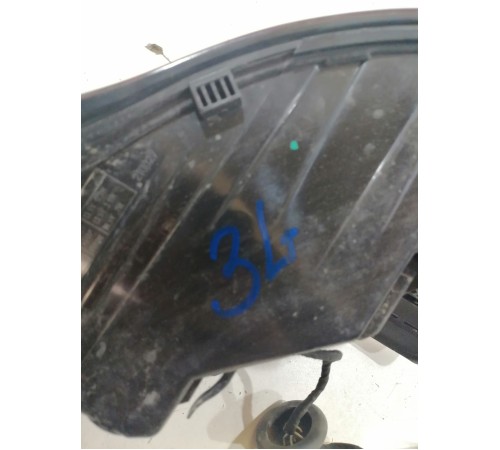 Фонарь задний левый наружный