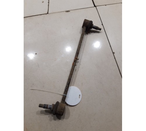 Стойка стабилизатора передняя правая