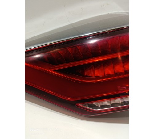 Фонарь задний внутренний правый