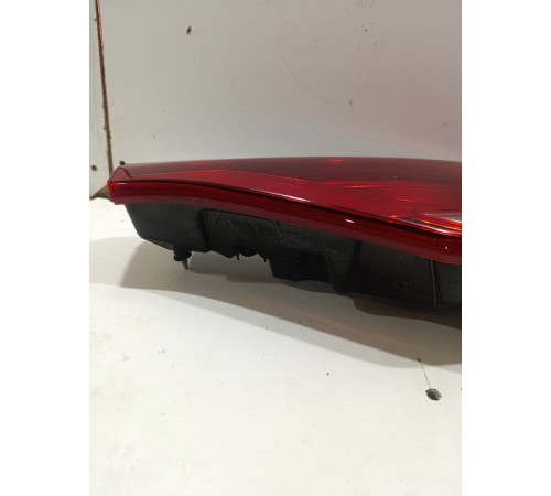 Фонарь задний внутренний правый