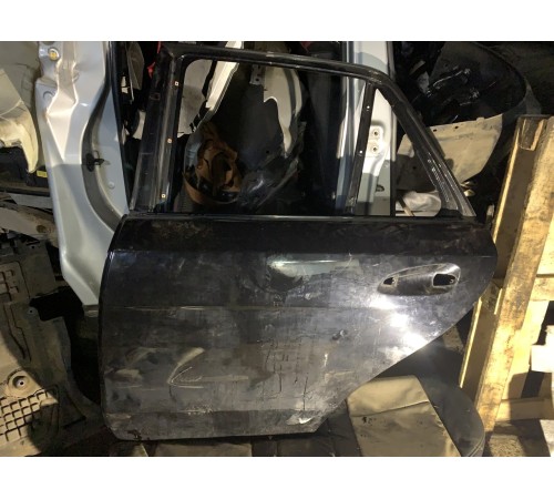 Дверь задняя левая