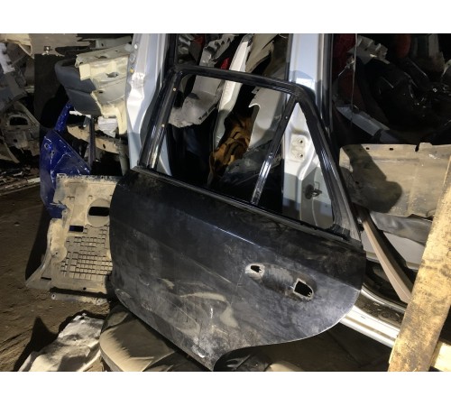 Дверь задняя левая