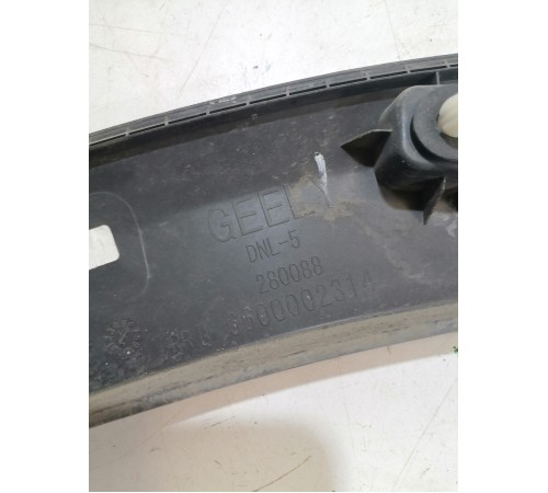 Накладка крыла задняя правая