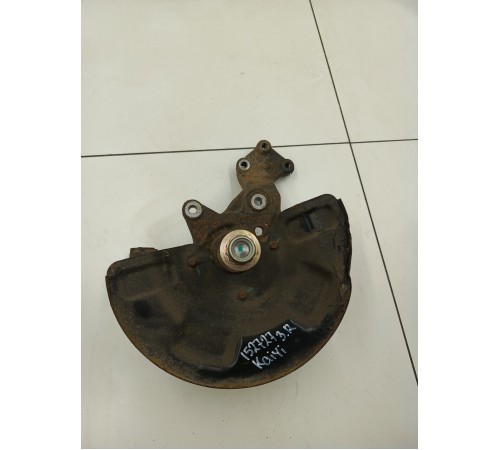 Кулак поворотный задний правый