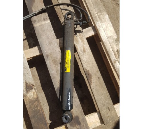 Гидроцилиндр амортизатор подъема кабины