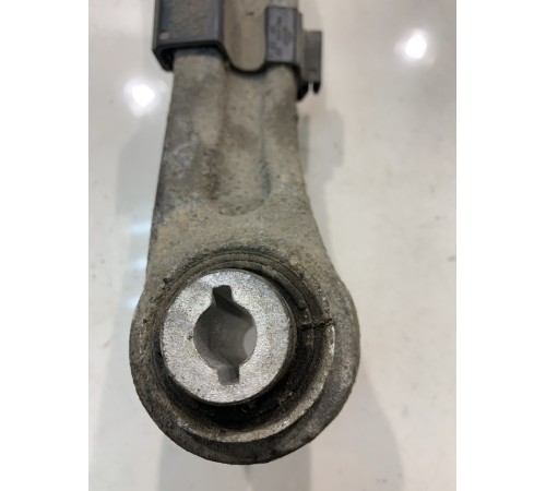 Рычаг подвески (задний, левый, верхний)