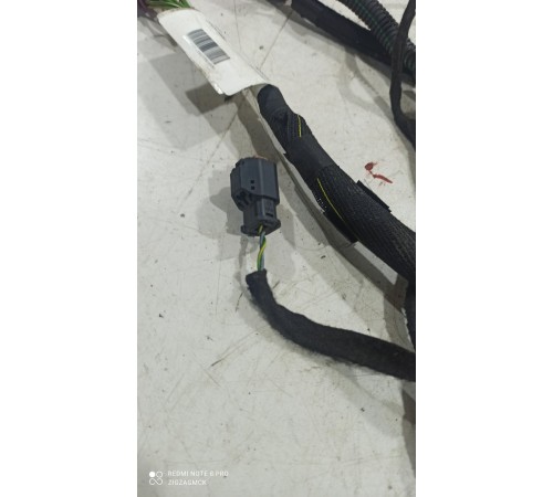 Электропроводка двери багажника