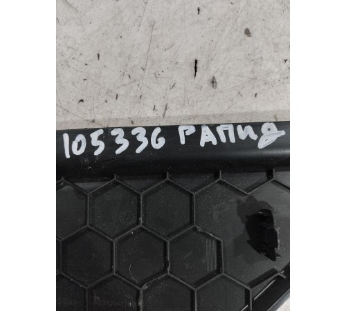 Накладка торпедо боковая(левая)